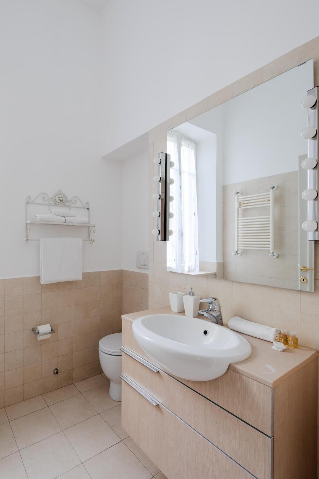 Elegant With Patio At Piazza Navona Appartement *